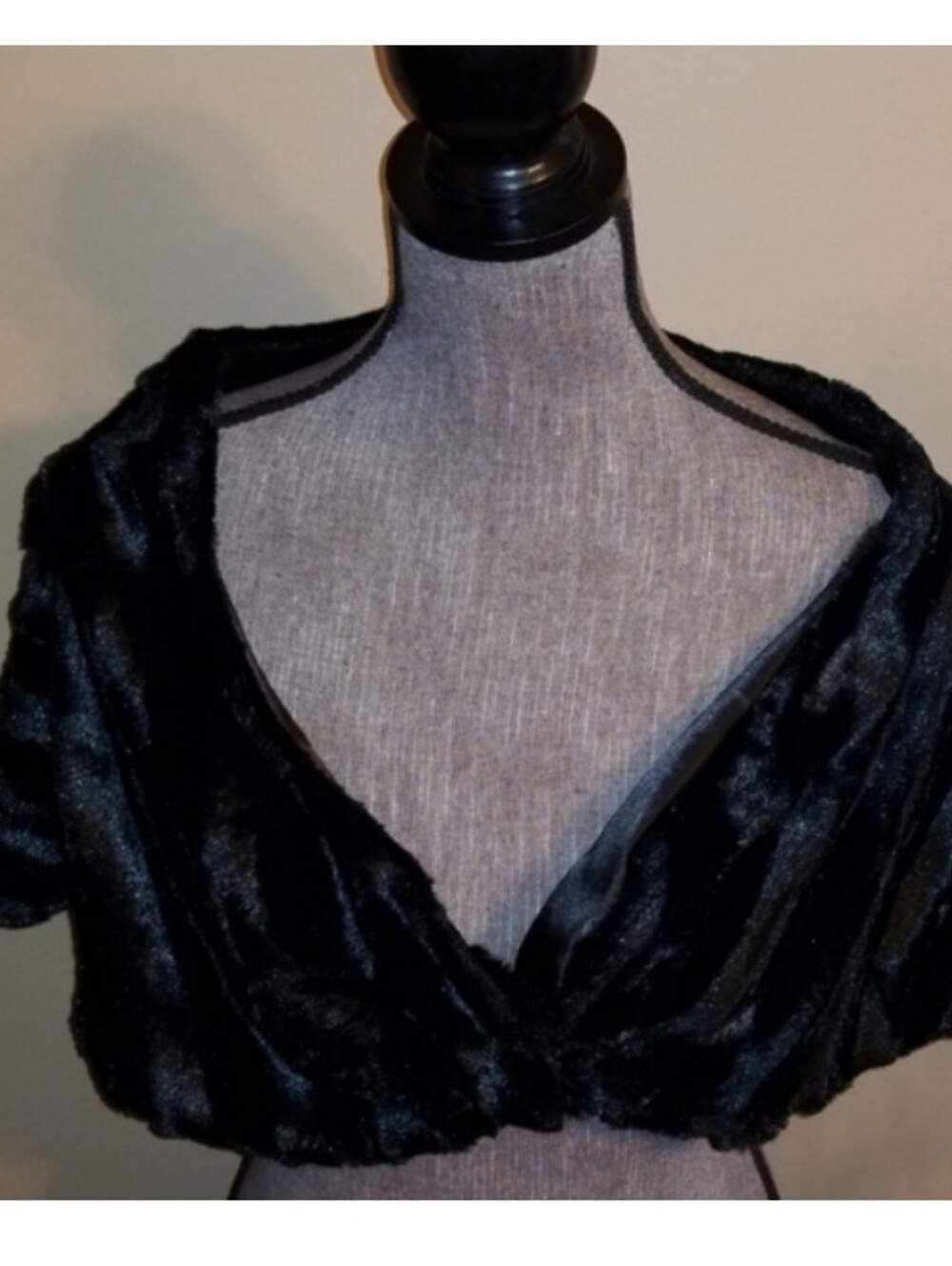 🎉 ilana Black Shawl